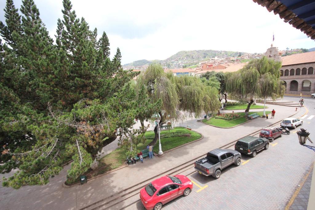 Hostal Inti Wasi Plaza De Armas Cusco Luaran gambar