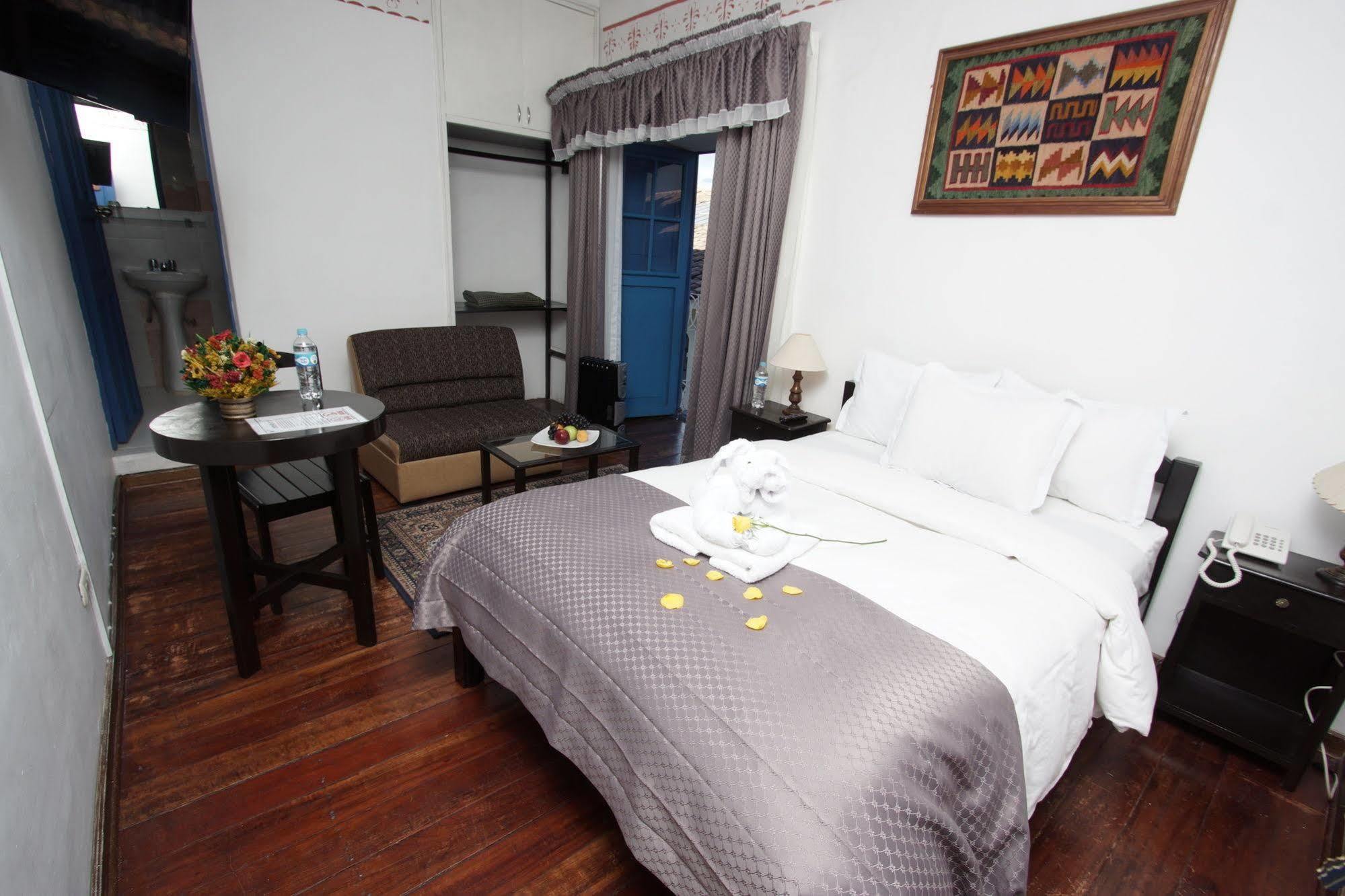 Hostal Inti Wasi Plaza De Armas Cusco Luaran gambar