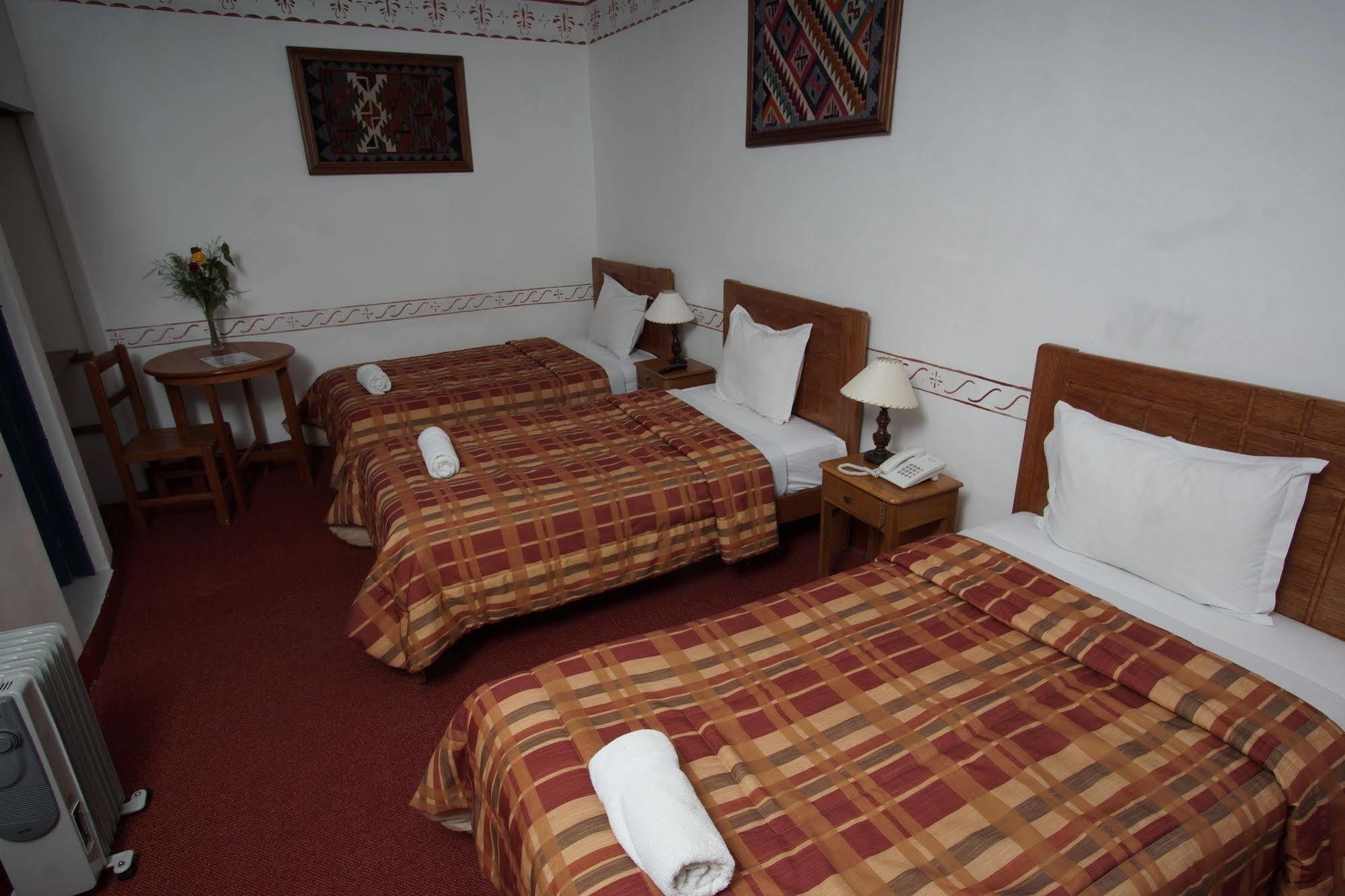 Hostal Inti Wasi Plaza De Armas Cusco Luaran gambar