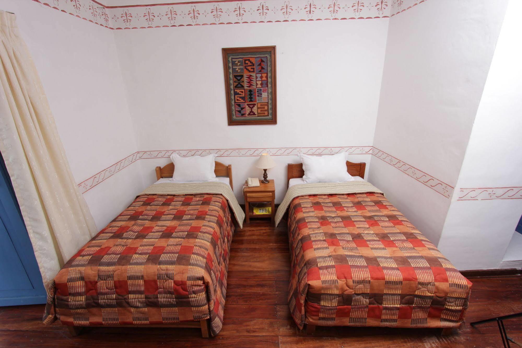 Hostal Inti Wasi Plaza De Armas Cusco Luaran gambar